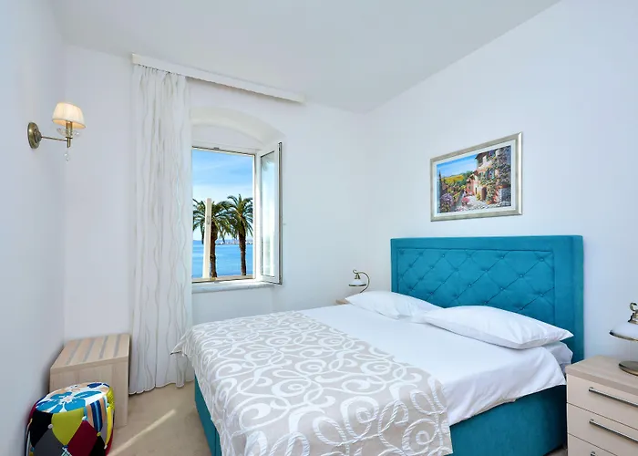 Hotel Adriana